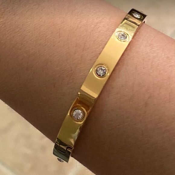 #40 Gold Love Friendship Bangle Bracelet CZ Stones - Picture 2 of 5